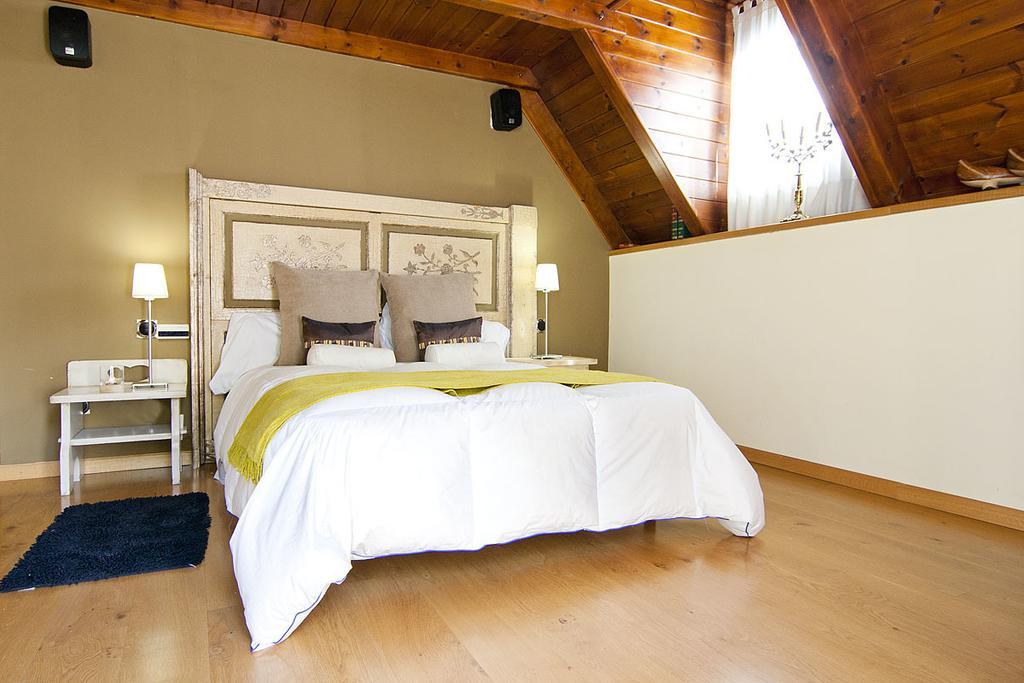 Casa Lola Pirene Villa Vielha Room photo
